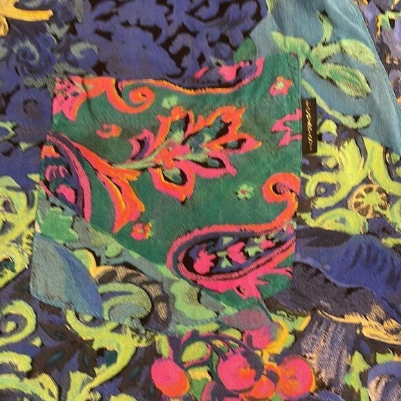 Z Cavaricci Abstract Patterned Button down shirt size medium - Picture 10 of 10